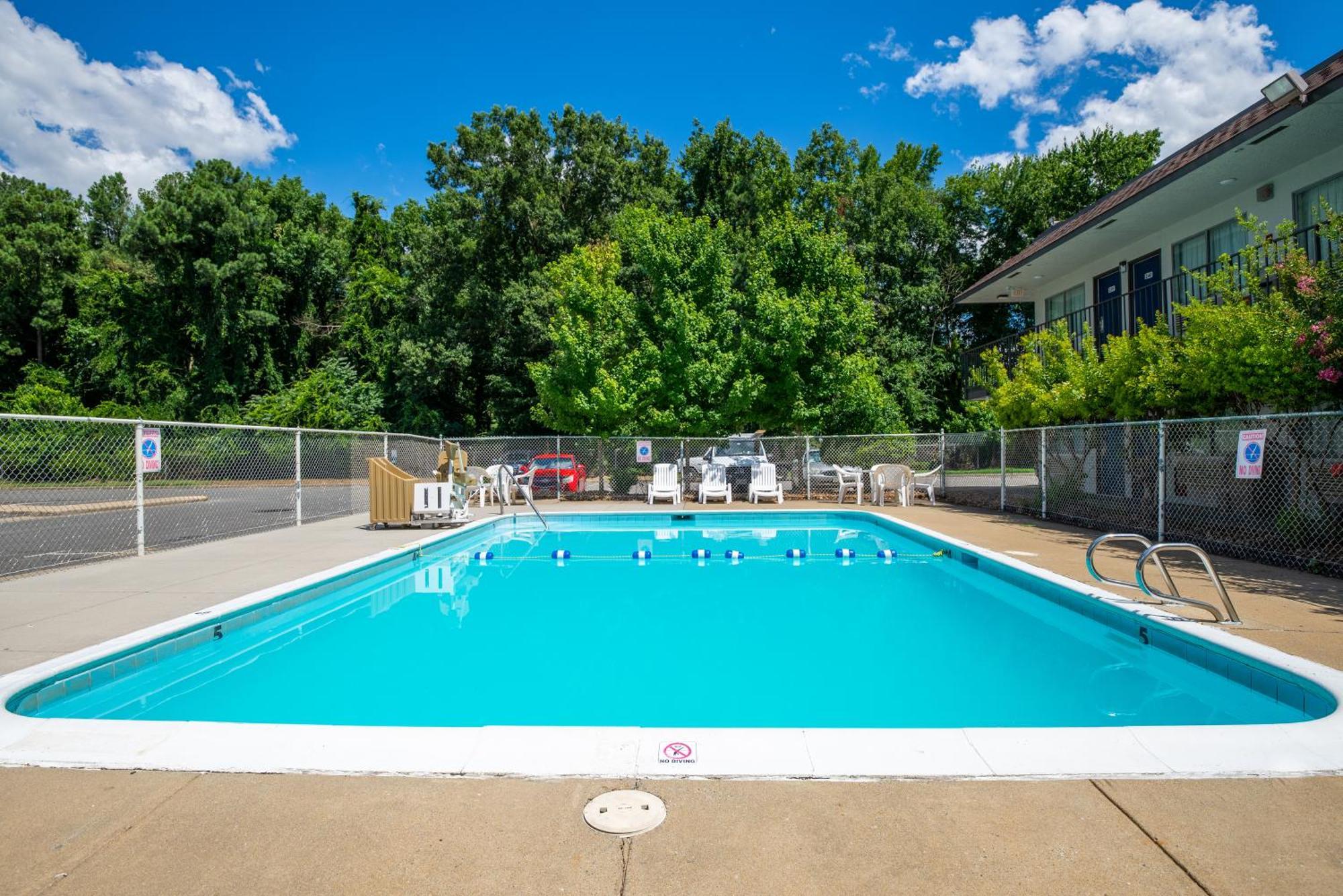 Motel 6-Sandston, Va - Richmond, Va ภายนอก รูปภาพ